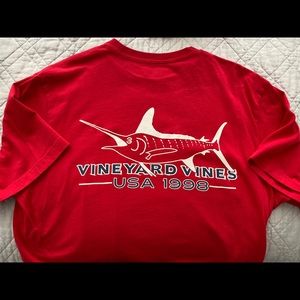 Vineyard Vines T-shirt